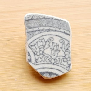 Grey Sea pottery brooch pin