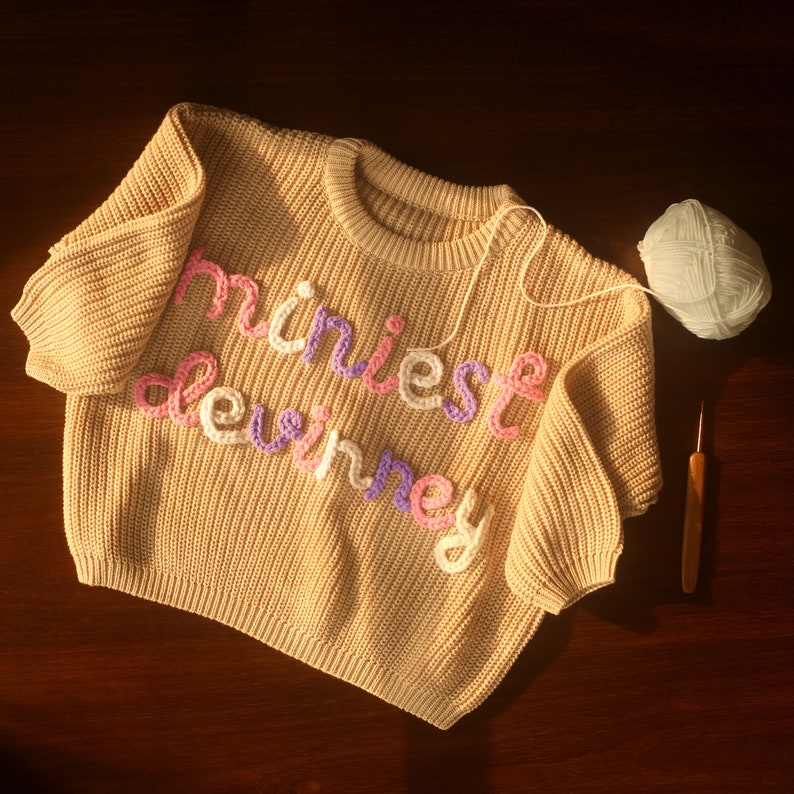 Personalized Hand Embroidered Baby Boy & Toddler Sweater, Pink Baby Girls Sweater with Name, Custom Baby Name Sweater,Baby Gift Girl Newborn zdjęcie 5