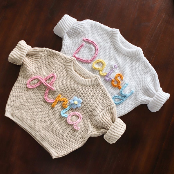 Pull prénom pour bébé, pull en tricot pour bébé, sweat-shirt brodé pour bébé, vêtements bébé personnalisés, tenue de retour à la maison pour bébé fille, cadeau pour nouveau-né