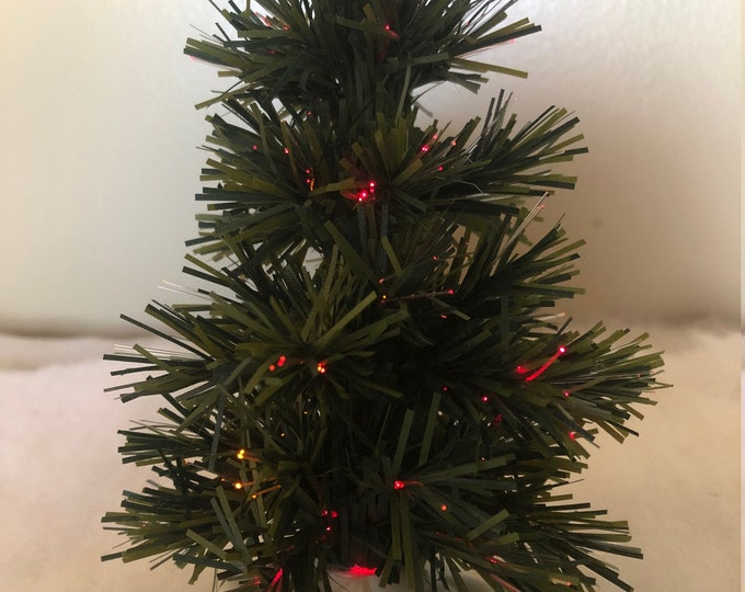 SHIMMERING SPRUCE TREE Lemax Fiber Optic Christmas Village House