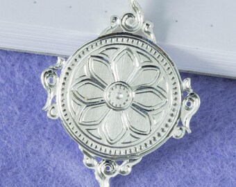 Silver mandala pendant with hand engraving, shiny boho style, handmade by a goldsmith, limited edition, unique piece, new
