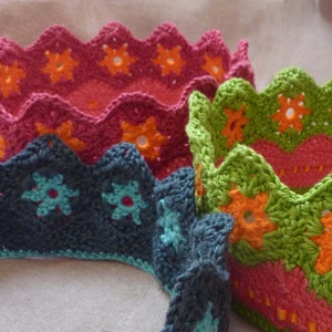 Crochet crown pattern