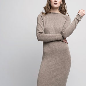 Langes Kleid aus Kaschmir und Merinowolle Winterkleid Pulloverkleid Handgestricktes Kleid