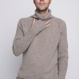 Cashmere and wool knit sweater for men, Merino wool chunky turtleneck sweater, Mens knit sweater, Oversized sweater for fall and winter