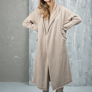 Hooded Long Cardigan with Pockets Oversized Sweater from Cashmere and Merino Wool image 3