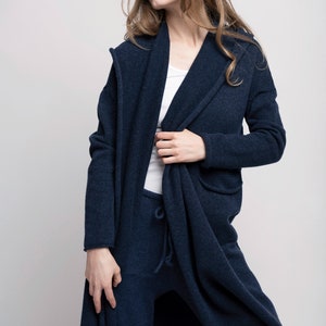 Hooded Long Cardigan with Pockets Oversized Sweater from Cashmere and Merino Wool image 5