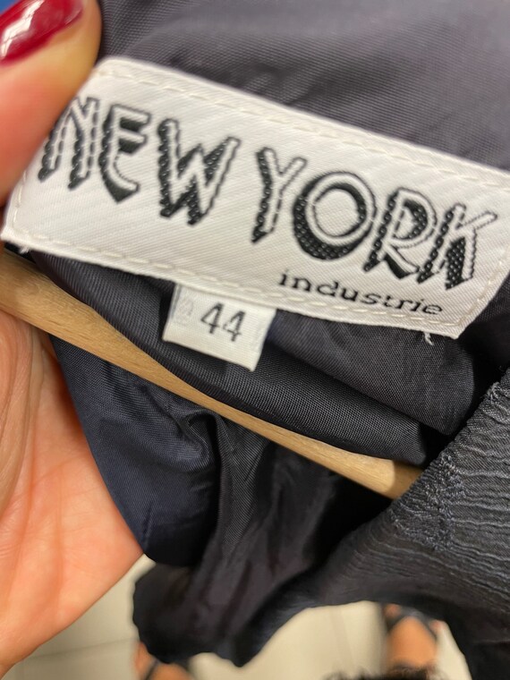 NEW YORK INDUSTRIES - image 6