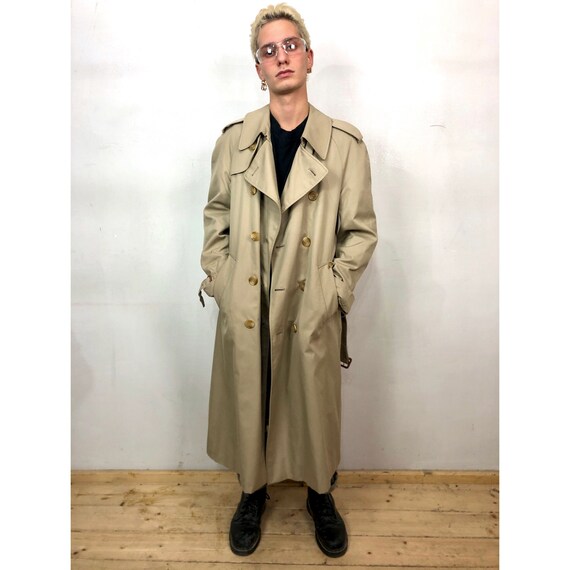 AQUASCUTUM trenchcoat