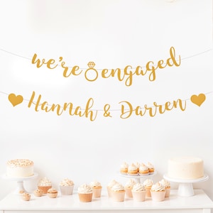 We&#39;re Engaged Banner Personalised Engagement Party Decoration with Elegant Lettering Name Bunting, Non-shed glitter or others