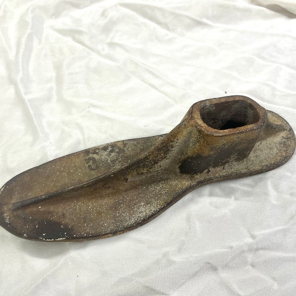 Antique Cast Iron Cobbler Shoe Mold Form 9"