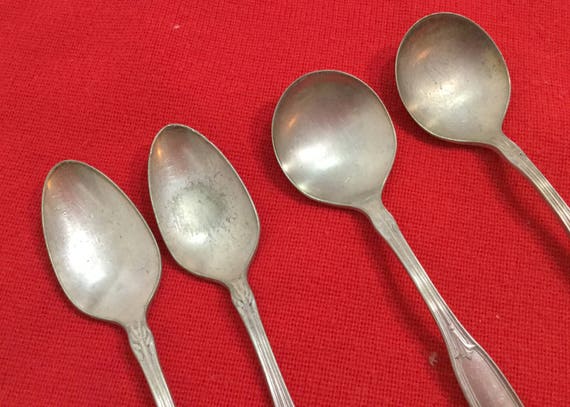 ONEIDA SILVERPLATE BARONET CREAM SOUP SPOON