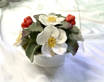 Aynsley Fine Bone China Flower Hand Painted Daisy October