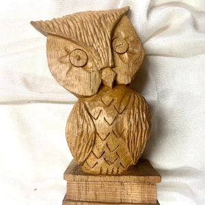 Wood carving Owl Statue 1981 handmade On Book