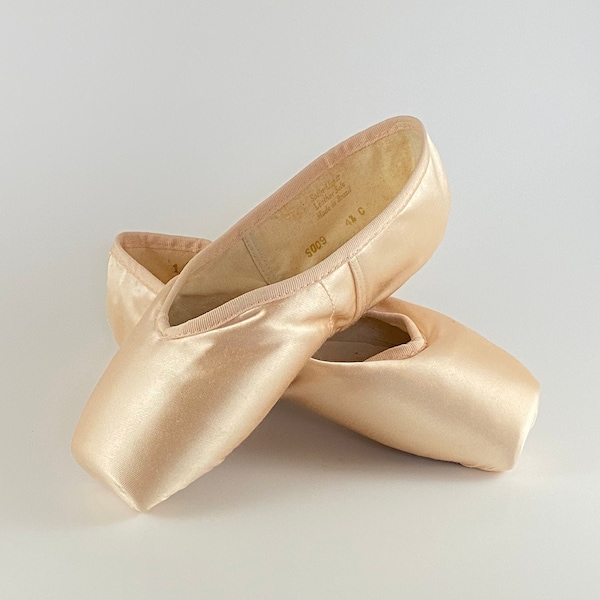 Ballet Pointe Shoes - Etsy