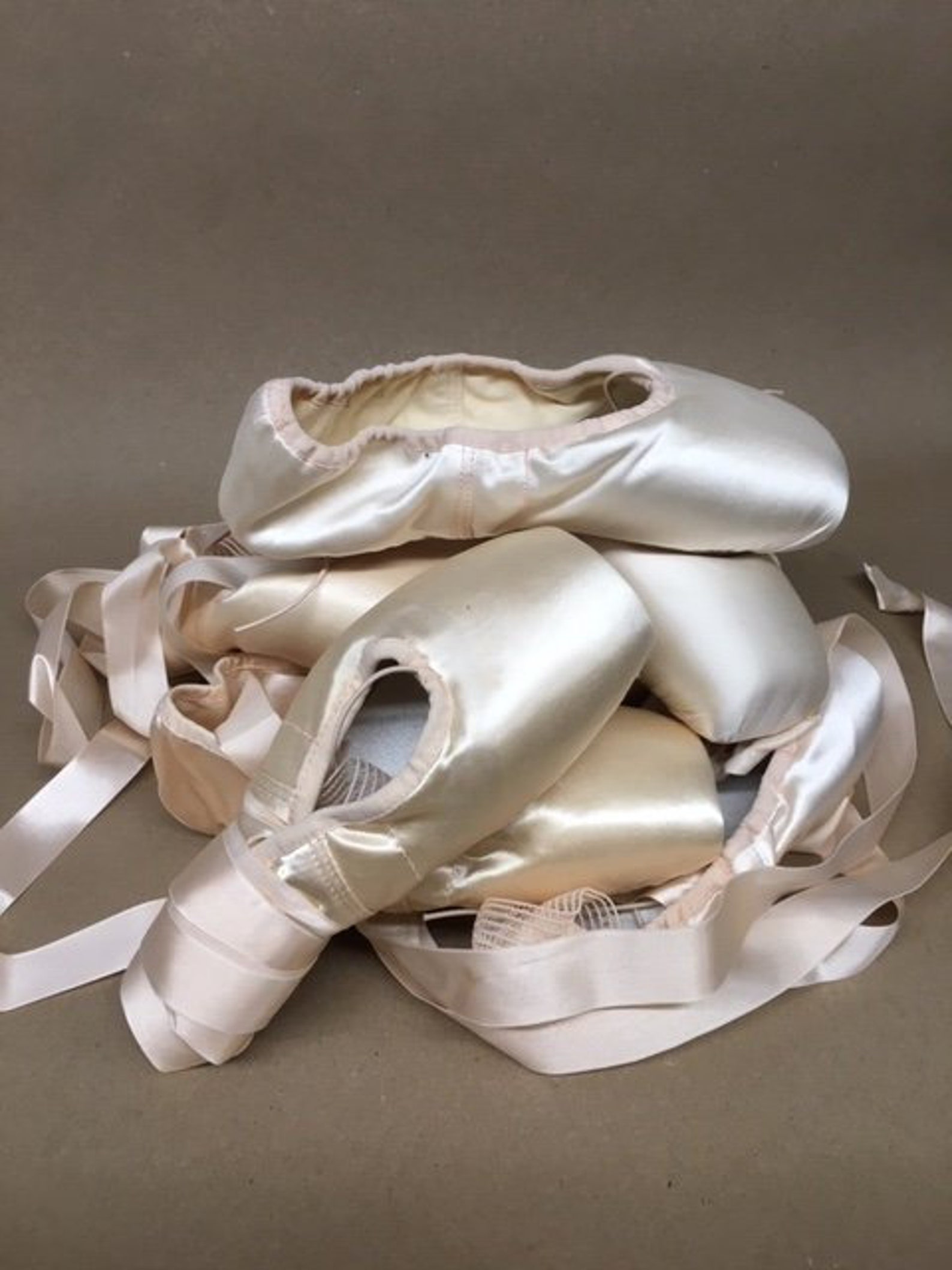 one pair of ballet shoes for craft only!! one pair of ballet shoes for craft only!!