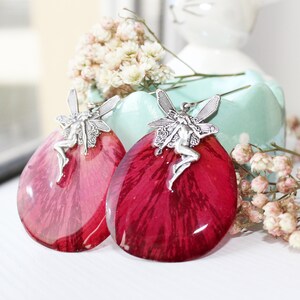Real rose earrings Rose petal jewelry Resin Rose earrings Real flower jewelry Terrarium jewelry Pressed flower jewelry Botanical earrings
