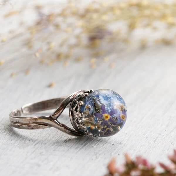 Silver Forget-me-not ring Real flower ring Forgetmenot jewelry Terrarium ring Pressed flower jewelry Eco resin Small flower ring Christmas