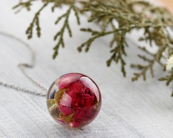 Real Rose Necklace Rose Pendant Real Flower Jewelry Resin Flower Pendant Dried Flower Pendant Resin Jewelry Romantic Botanical Jewelry