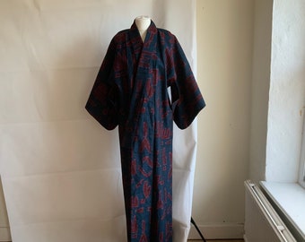 Vintage Japanese kimono, dark blue and red.