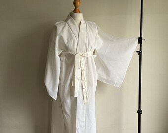 Fine sheer cream juban kimono. Japanese vintage kimono.