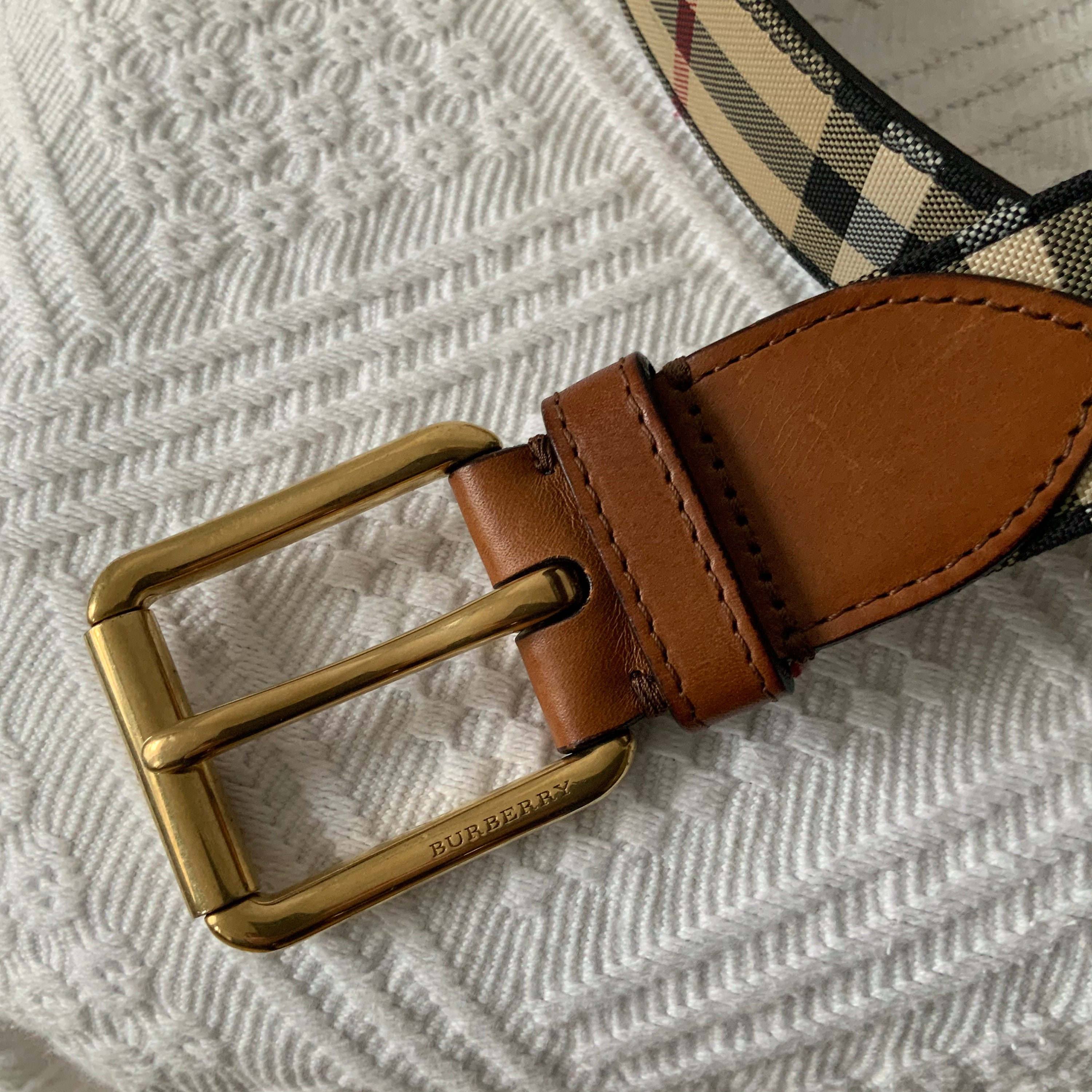 Burberry Logo Buckle Leather Belt In Brown