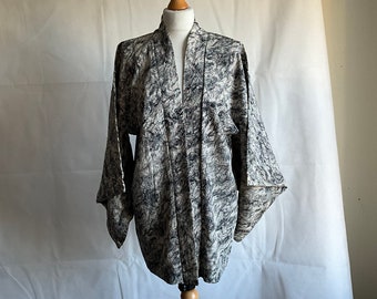 Japanese kimono jacket, silk, silk lined. Obijime ties.