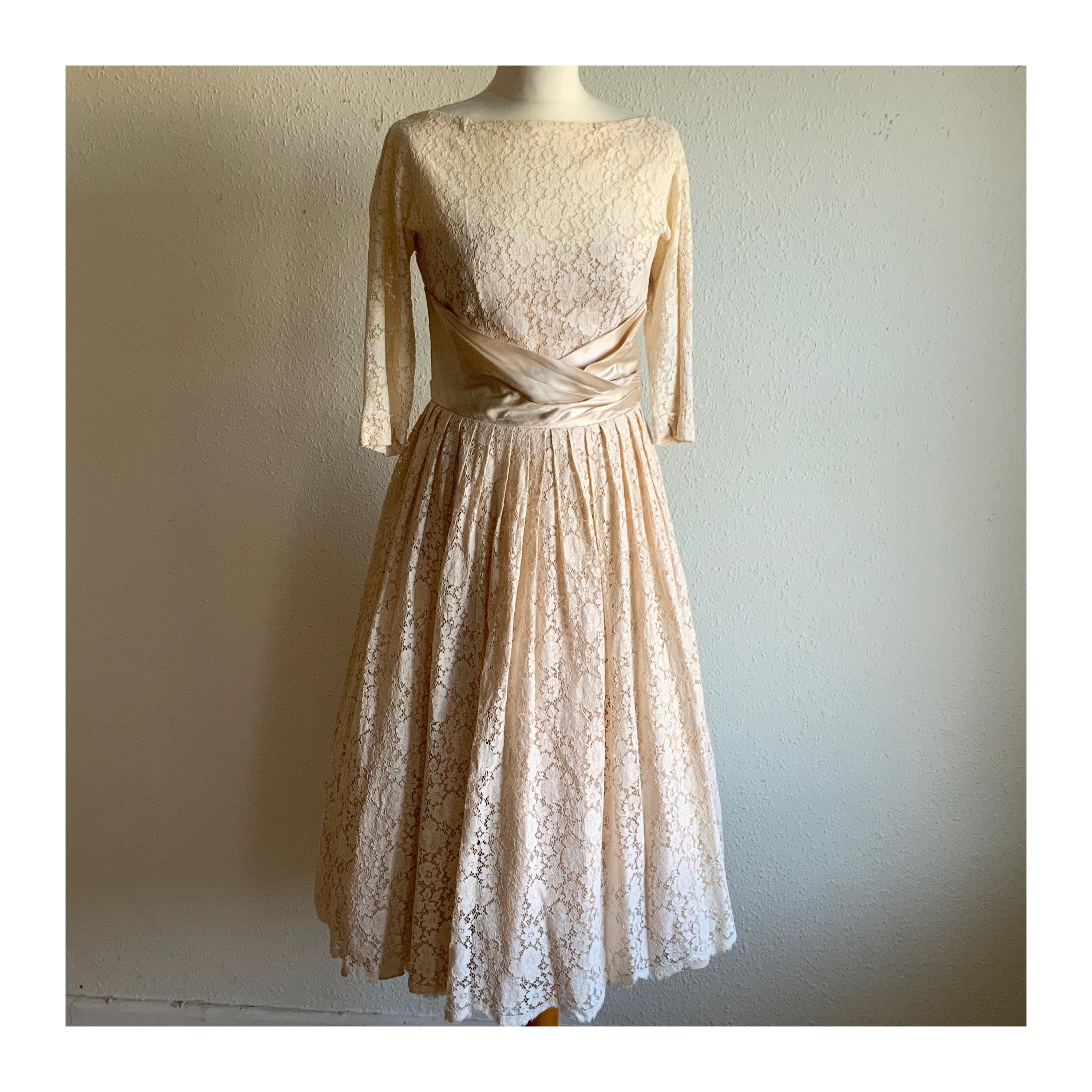 Vintage 1950s Peach Cotton Lace Wedding Dress Bust 34. - Etsy UK