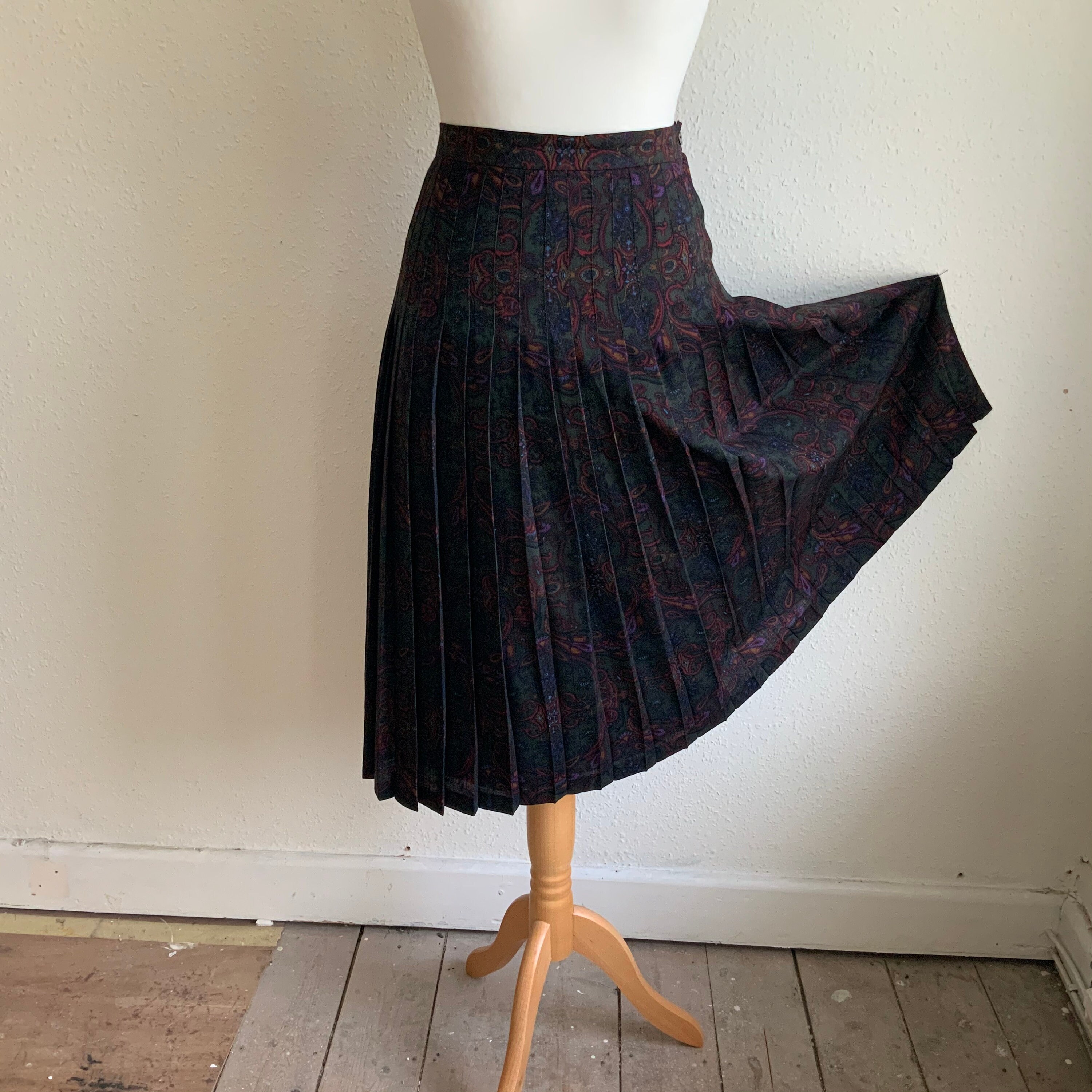 Image of Vintage Paisley Wool Skirt, Uk 14, 1990S, Made in Scotland