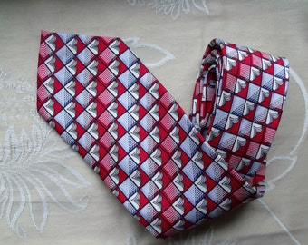 Cravate vintage en soie pure, design rouge, noir bleu et blanc. HLA Londres.