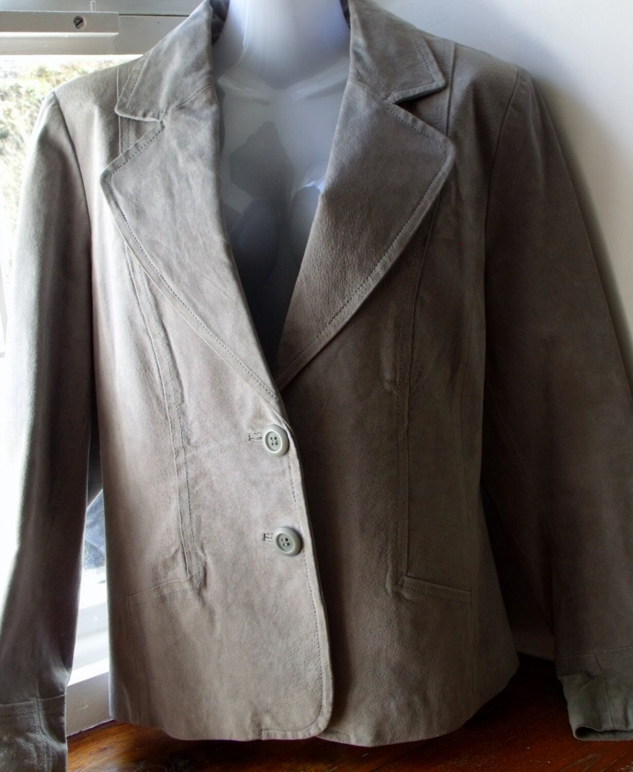 Image of Vintage Suede Jacket, Uk  Eur  Us  S S Retro Fit, Kaleidoscope Pale Grey Jacket