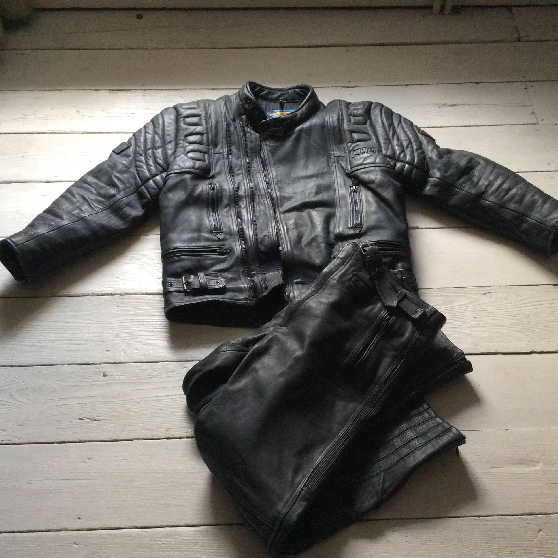 Image of Vintage L Black Leather Biker Suit, 46/48 Ins Chest, Waist 38/40 Ins, Large Leathers