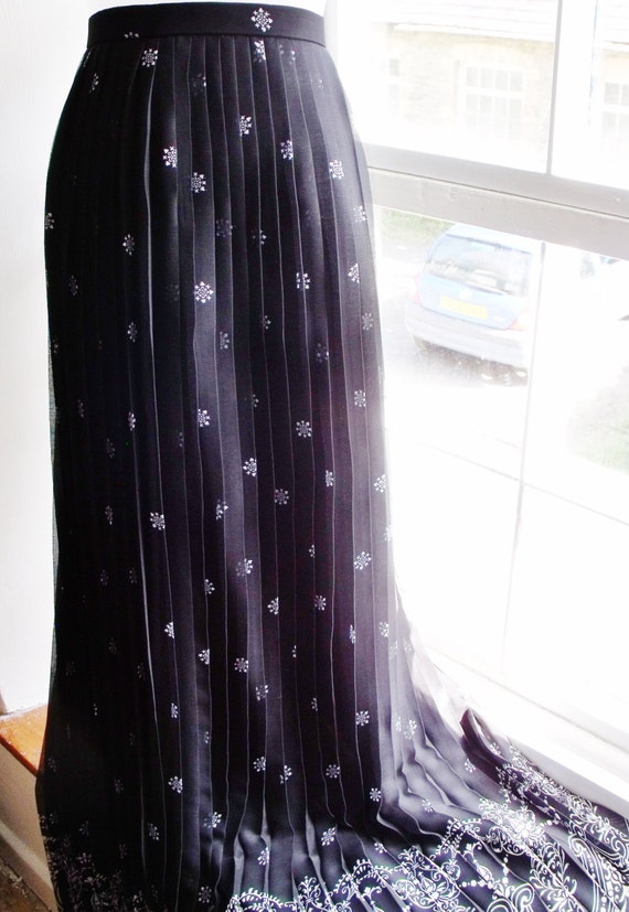 Vintage UK 14 US 10 Eur 42 floor length skirt by … - image 2