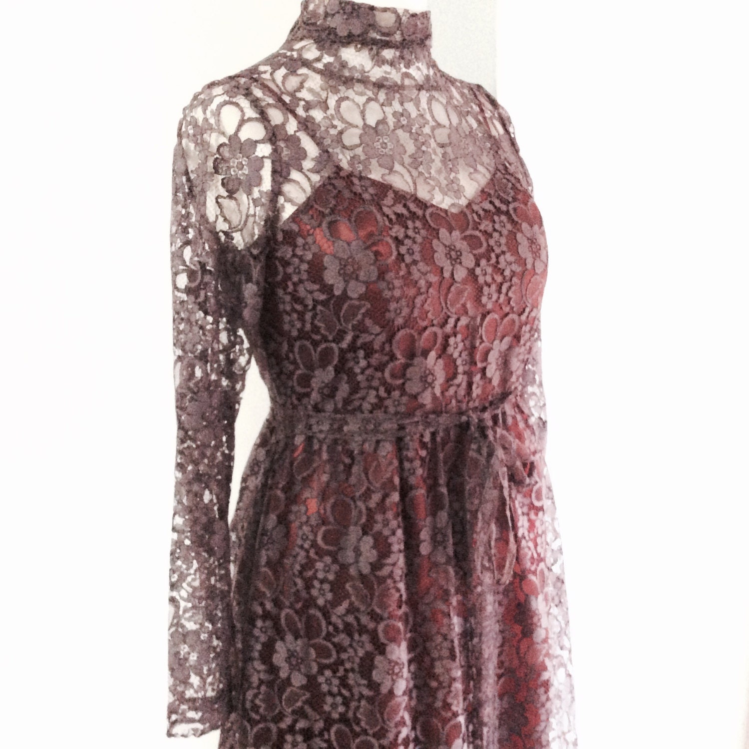 Vintage Lace Dress-Bust 34 to 36 main image 0