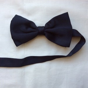 Black polyester bow tie. Black satin bow tie. Thomas Nash tie. image 1