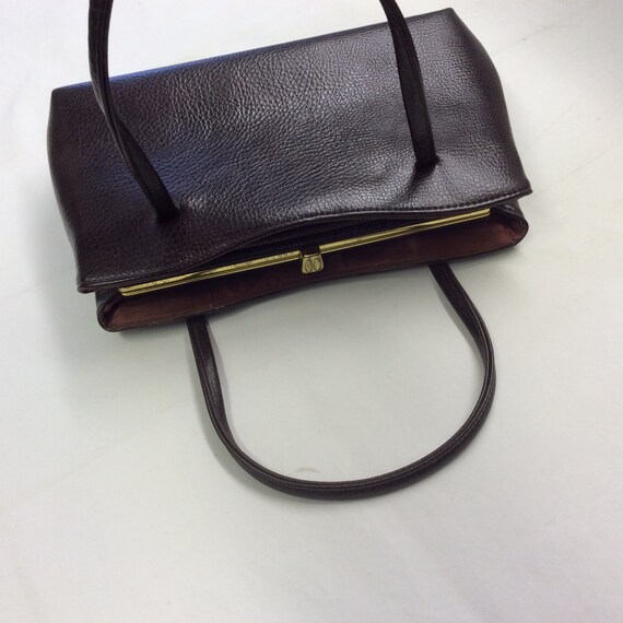 Vintage 50s 60s brown  faux leather frame handbag… - image 8