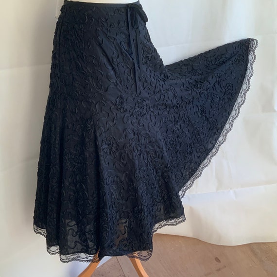 Vintage Simon Jeffrey black ribbon lace skirt, UK… - image 6