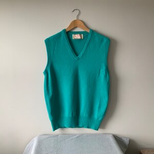 Cheap green deals sweater