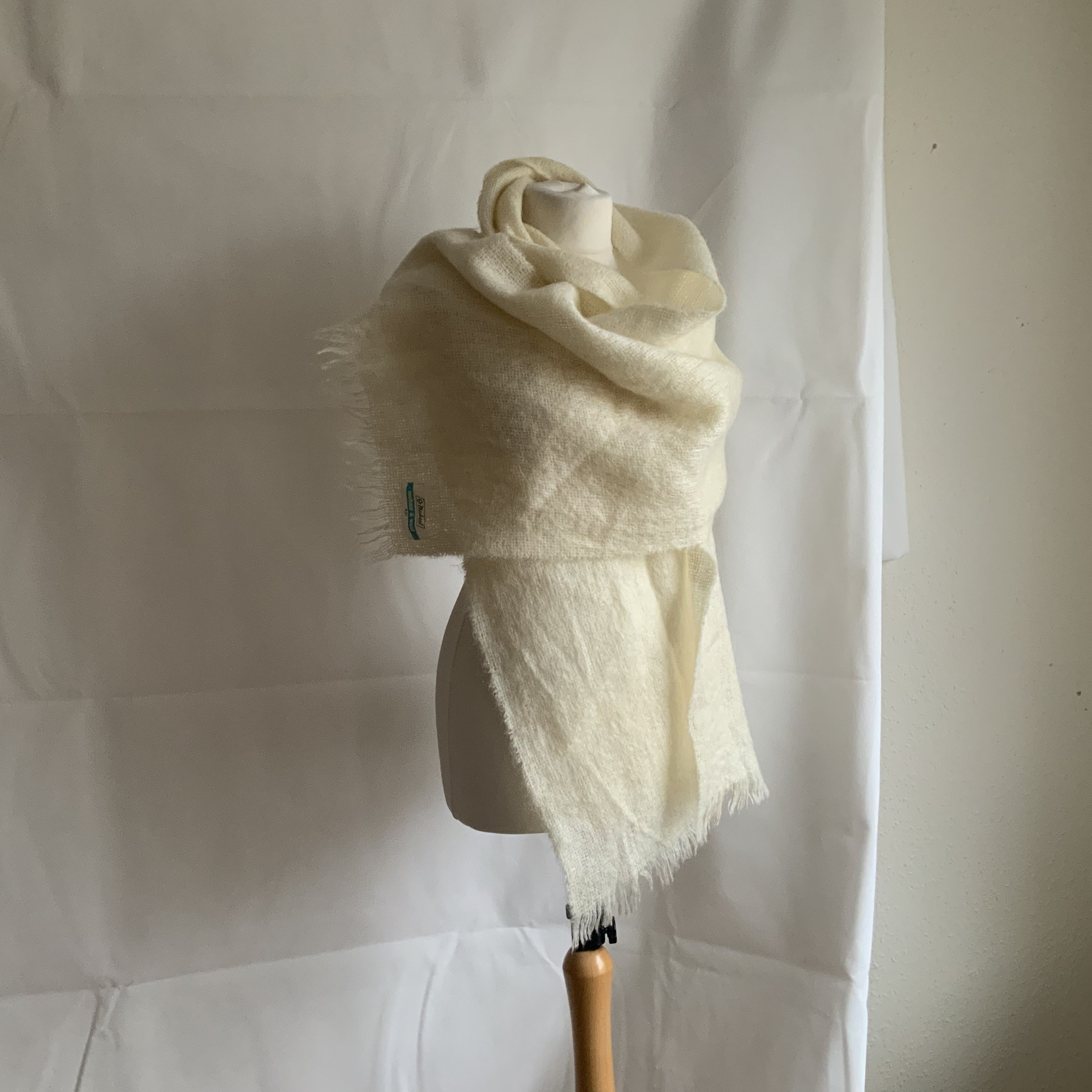 WOOL/MOHAIR BLEND SCARF