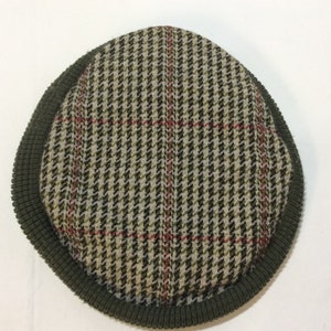 Vintage cloth cap, traditional gentlemans tweed and knitted cloth cap, S M, Quality Headwear. image 10