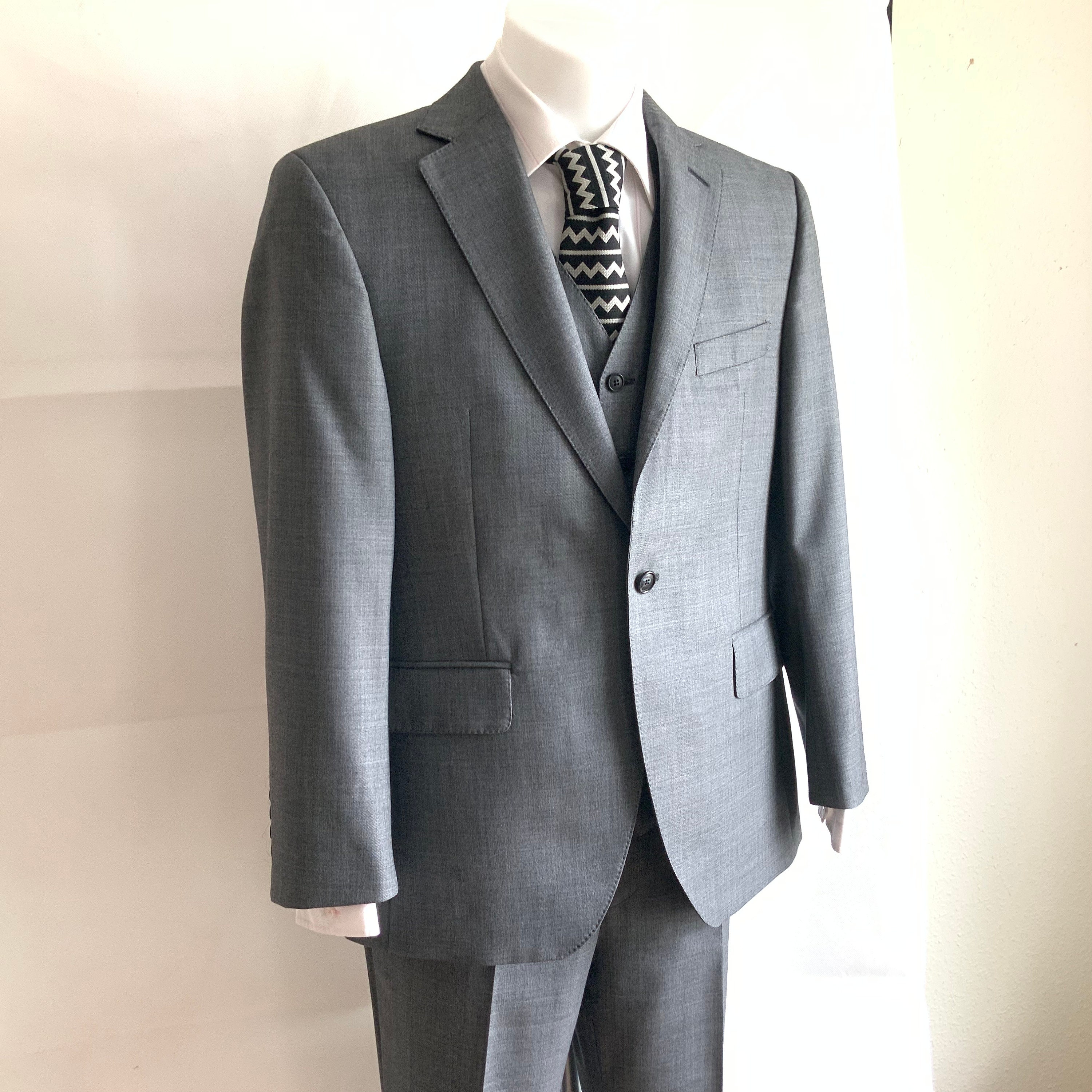 Austin Reed 40S Three Piece Grey Wool Suit Woven in Italy. | Etsy UK