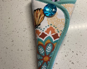 Quilted Scissors Case: Butterfly & Floral Themed Sewing Room Decor, combo Pin Cushion