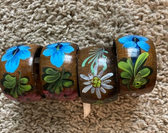 Vintage Dark Wood Hand Painted Napkin Rings (4)