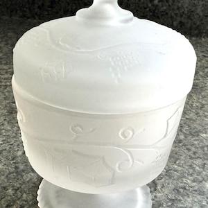 Vintage White Frosted Etched Footed Powder/Vanity/Dresser Jar with Grapevine Motif