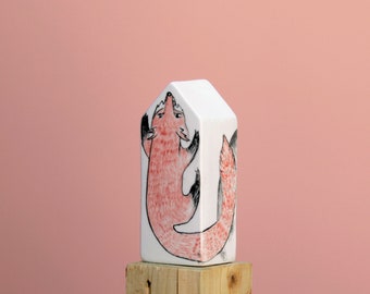 Hand-painted ceramic house sculpture_Unique piece_fox and blackbird_By ItziHdo and Bego