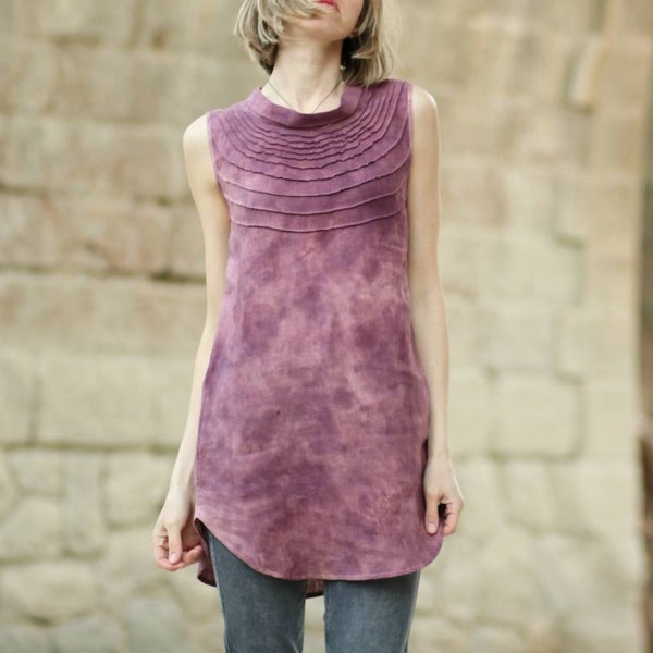 Wild Rose linen tunic // Hand dyed lightweight linen tunic with pintuck details