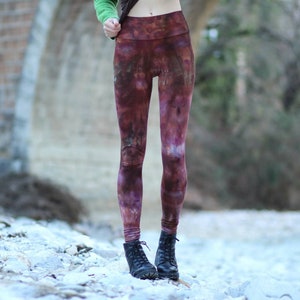 Dahlia leggings //high waist yoga leggings in earthy brown/ burgundy color handmade and hand dyed