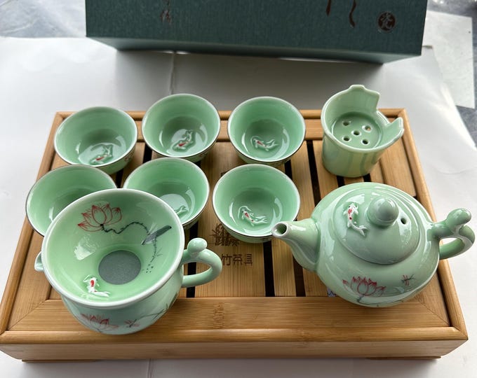 Green Flower Gong Fu Tea Set with Medium Bamboo Tea Tray