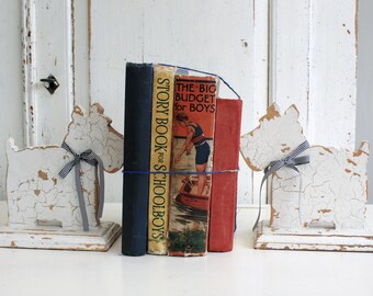 Vintage Book Stack: Decorative Colored Shelf Display