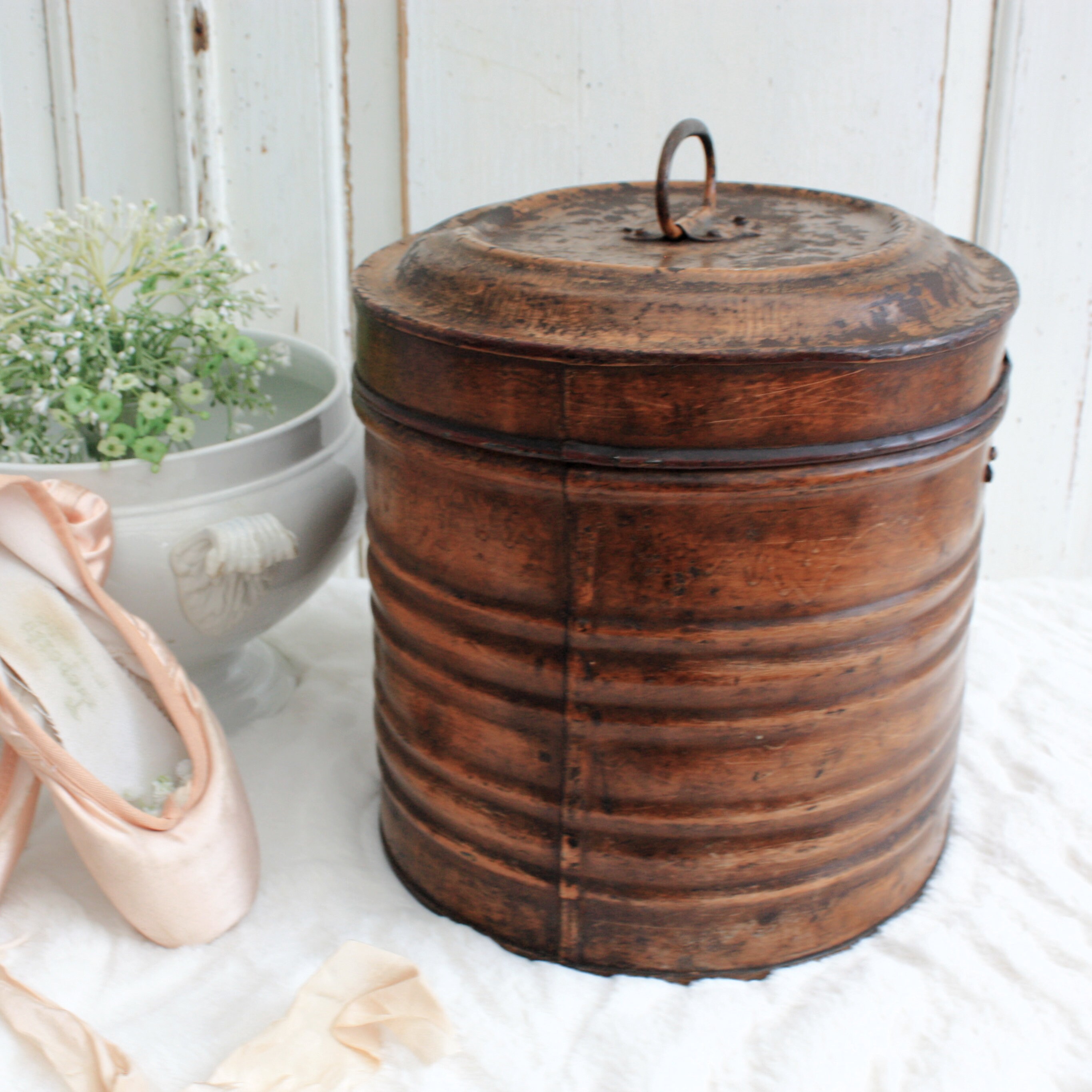 Antique Metal Hat Box or Hat tin Vintage Luggage or Home Etsy