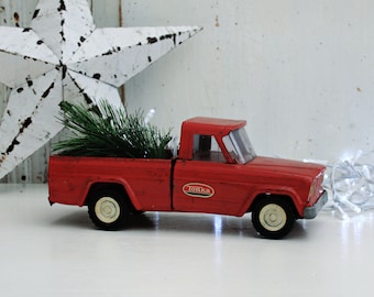 60's Red Tonka Jeep with Drop Down Back, Nostalgic Decorative Festive Home Decor